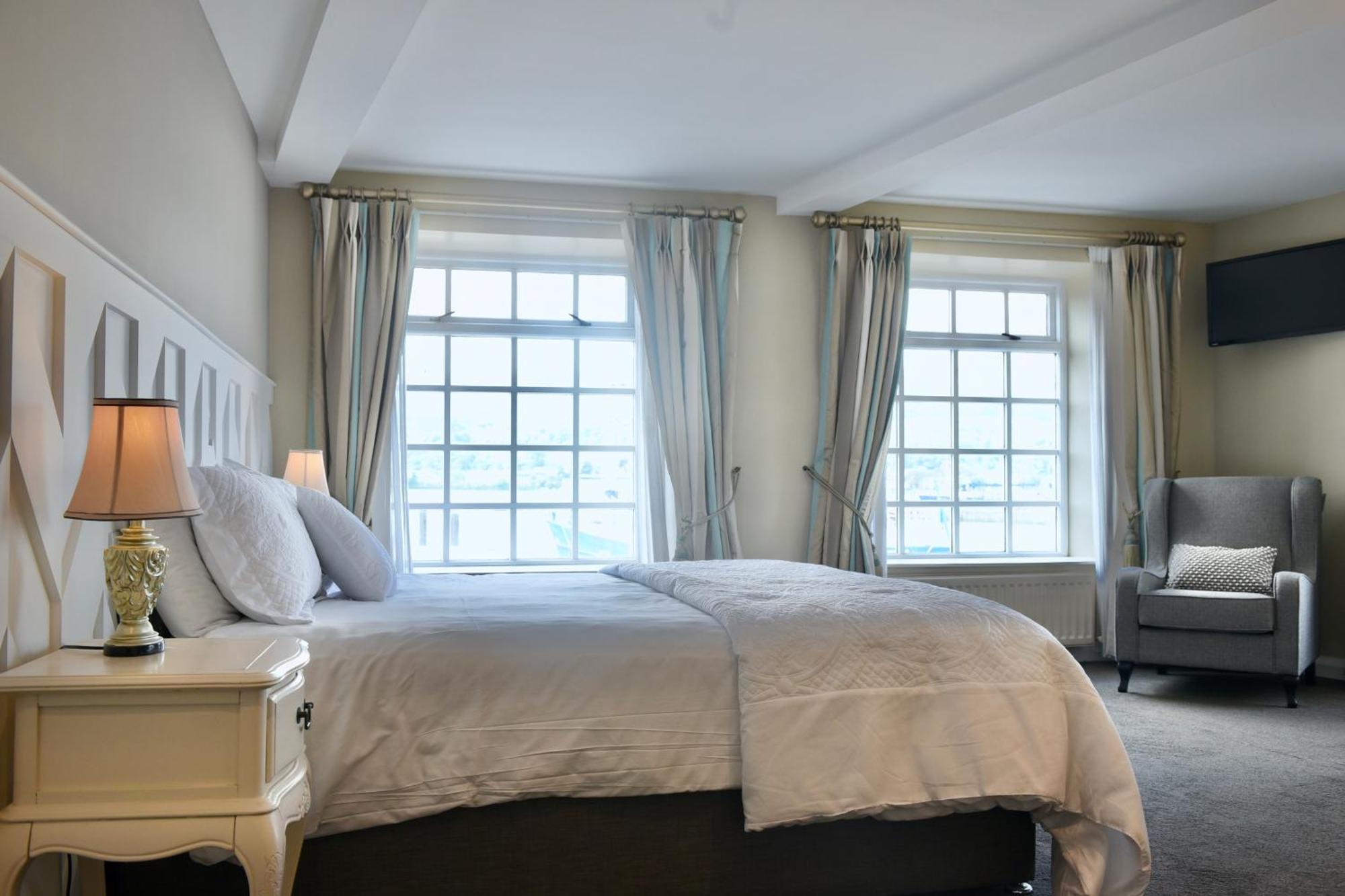 The Lough & Quay Accommodation Town Centre Warrenpoint Eksteriør billede
