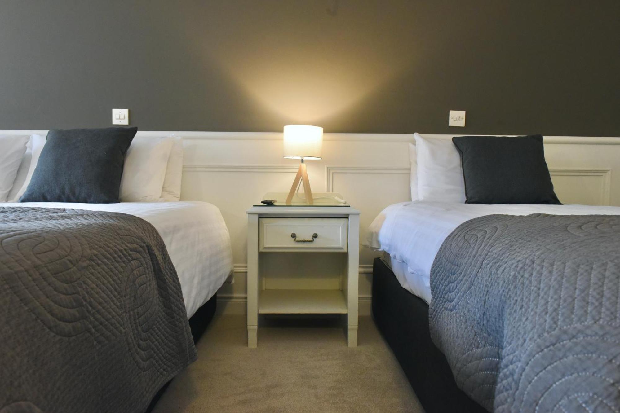 The Lough & Quay Accommodation Town Centre Warrenpoint Eksteriør billede