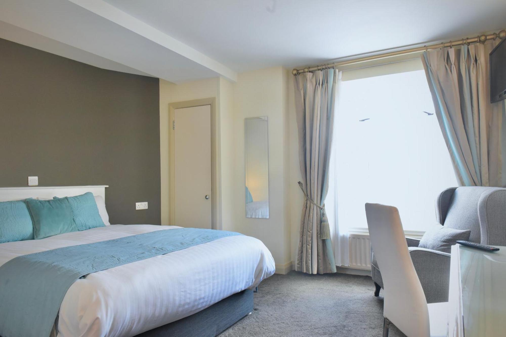 The Lough & Quay Accommodation Town Centre Warrenpoint Eksteriør billede